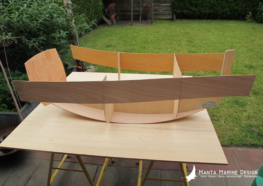 Plans for a easy to build DIY Baby boat cradle. First parts together, it already starts to look like a little boat