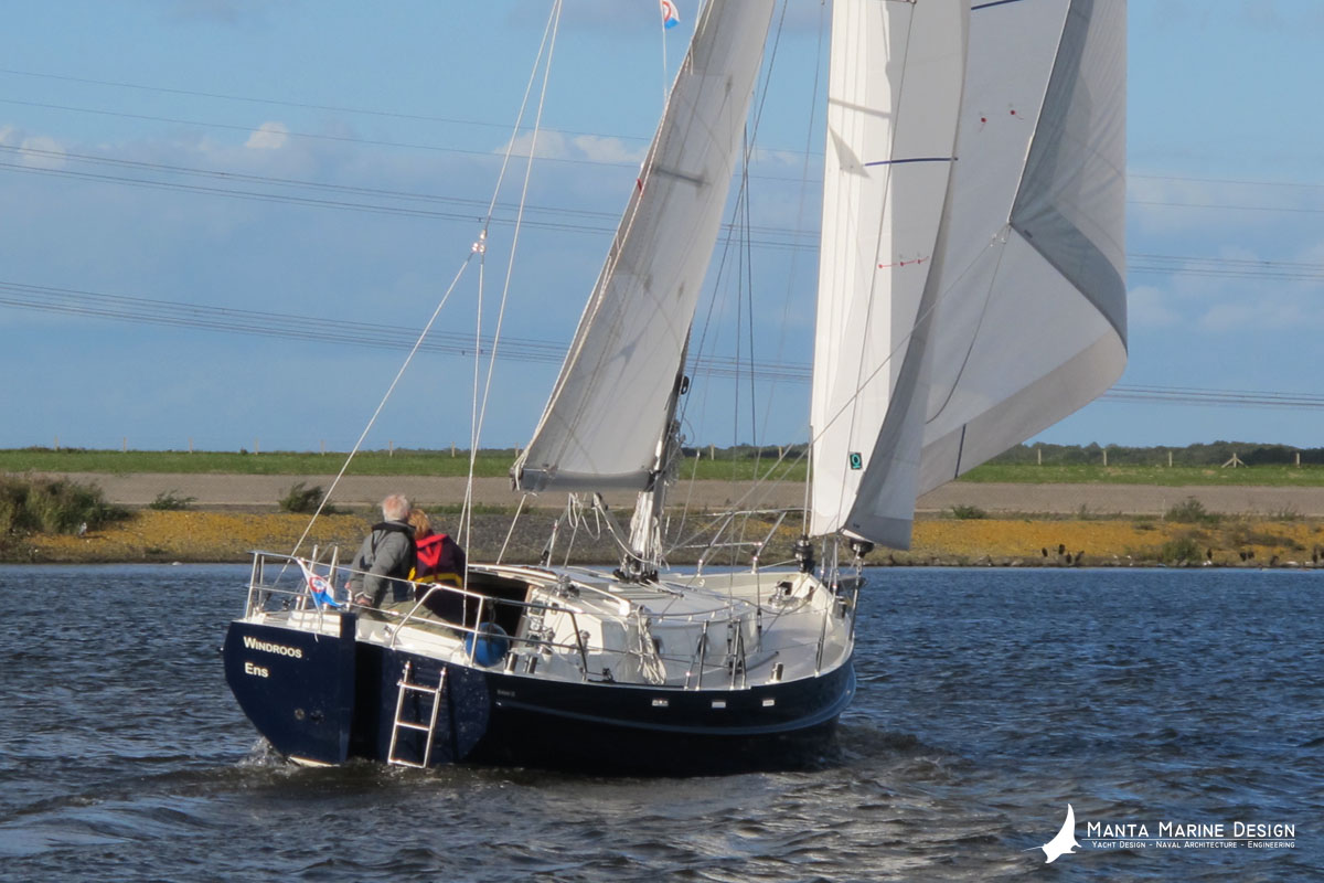 Bornrif 33SC shallow draft steel sailing yacht with centerboard - sailing3